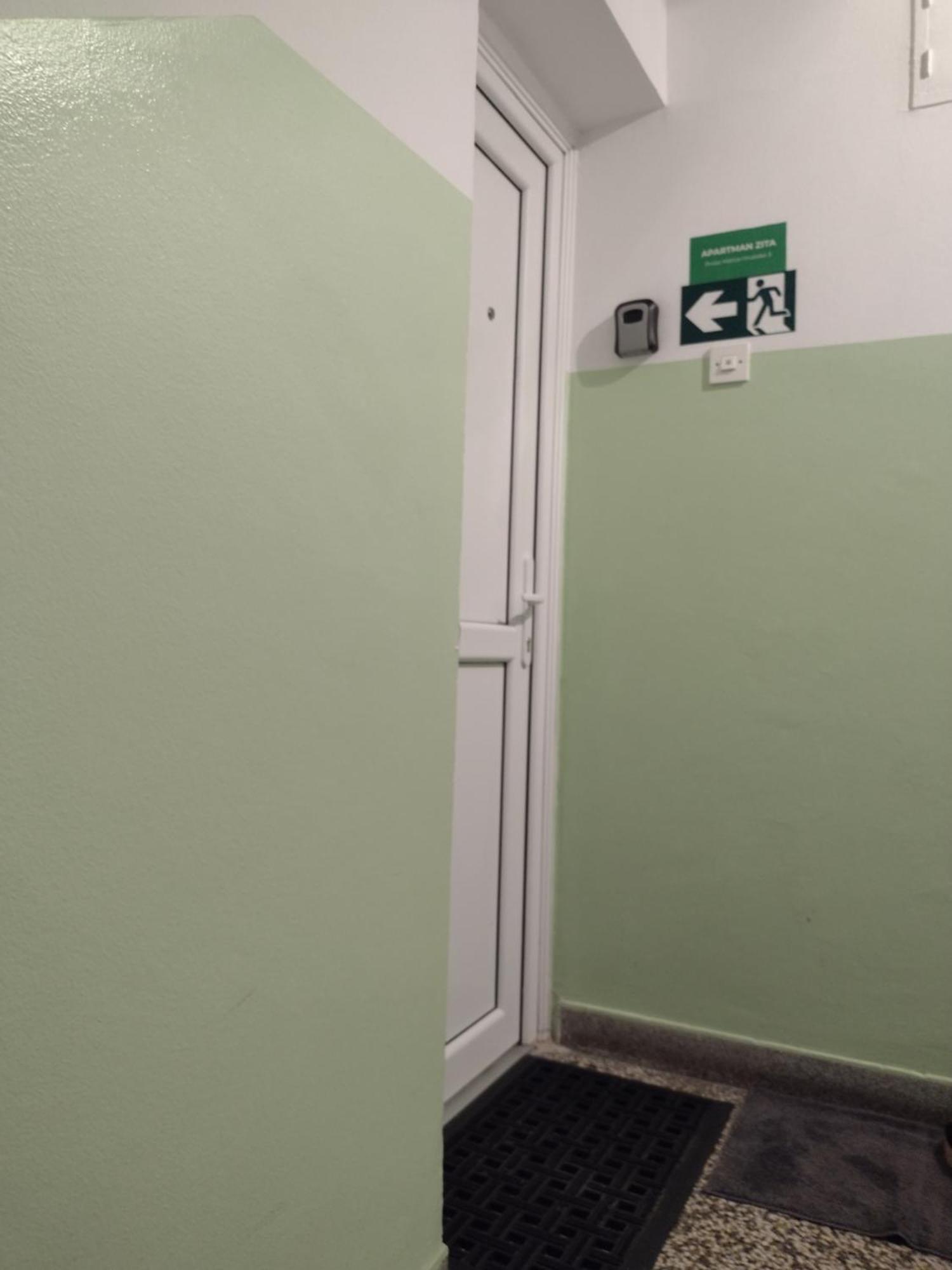 Apartman Zita オシエク エクステリア 写真